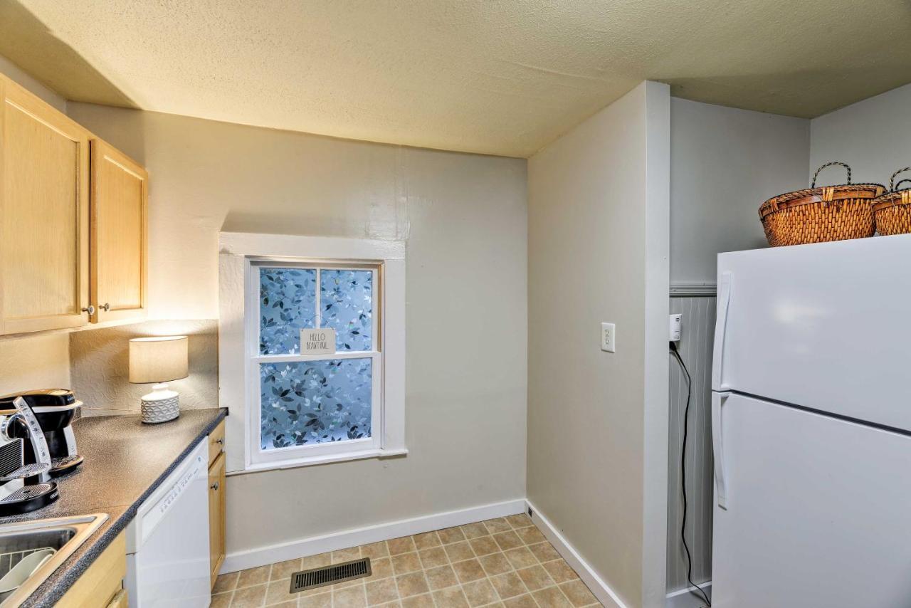 New Bern Home With Yard, Grill And Walkable Location Exteriör bild